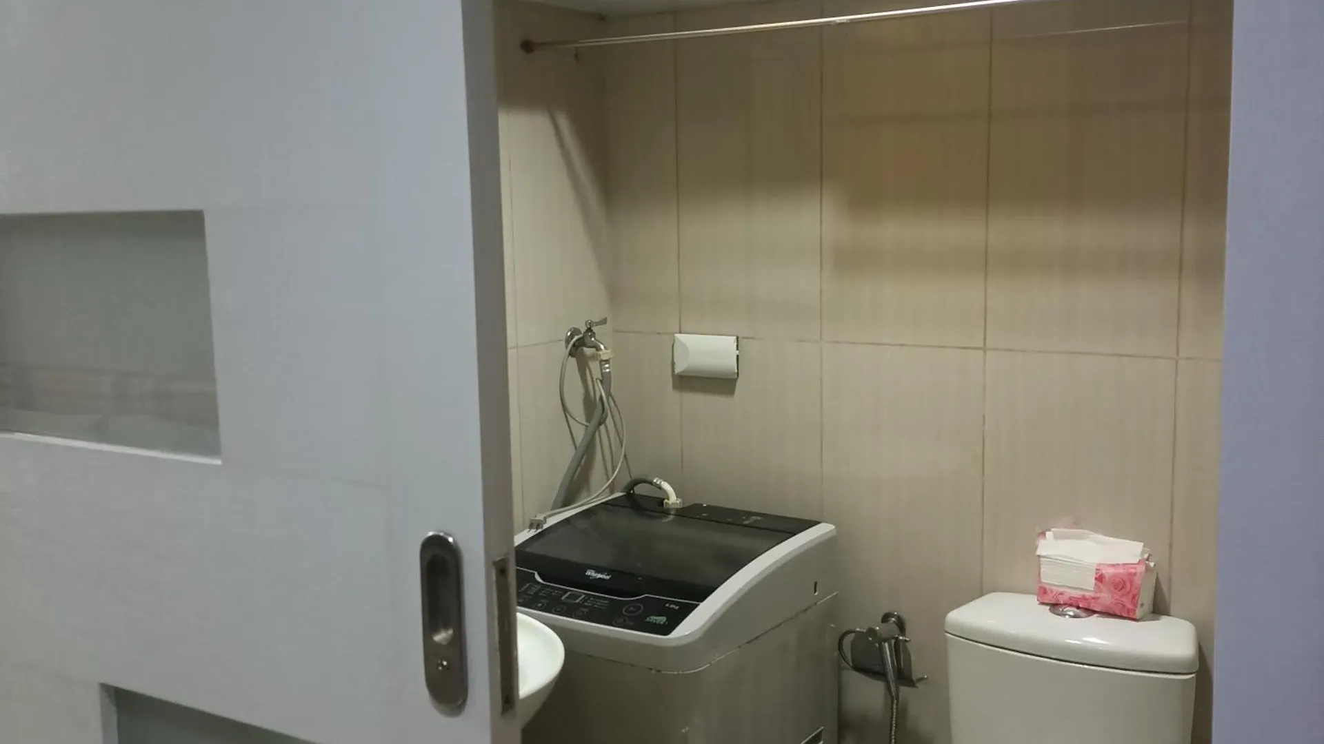 Shell Residences Jas Place Manila